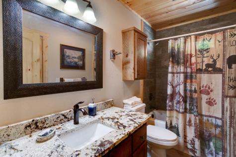 570 Hawthorne Lane Murphy NC 28906