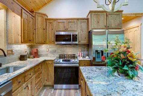 570 Hawthorne Lane Murphy NC 28906