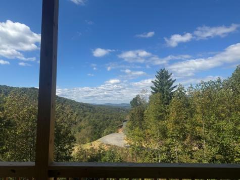 134 Lexington Drive Brasstown NC 28902