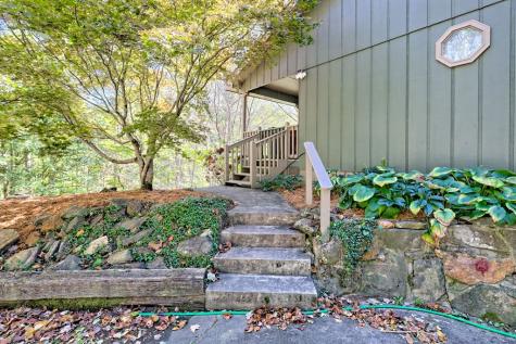 843 Mining Gap Lane Young Harris GA 30582