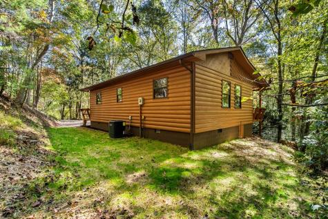 33 Hundred Acre Woods Murphy NC 28906