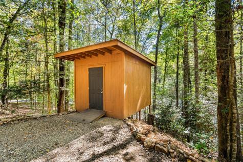 33 Hundred Acre Woods Murphy NC 28906