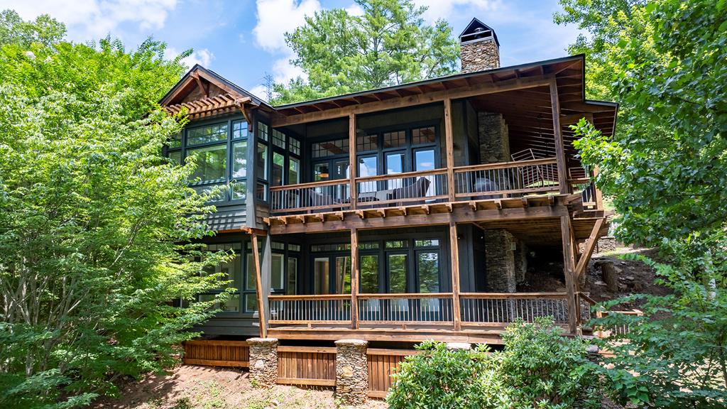 11 Old Lodge Road Robbinsville NC 28771