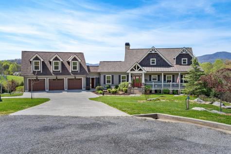 69 Lyndhurst Lane Young Harris GA 30582