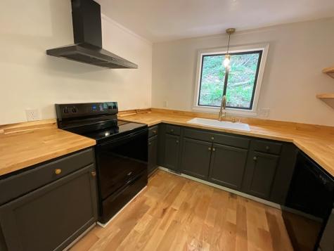 1136 Granny Squirrel Drive Andrews NC 28901