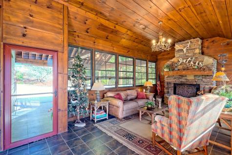 271 Burnt Ridge Road Blairsville GA 30512