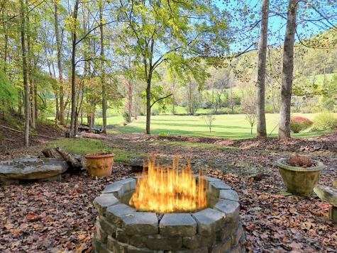 271 Burnt Ridge Road Blairsville GA 30512