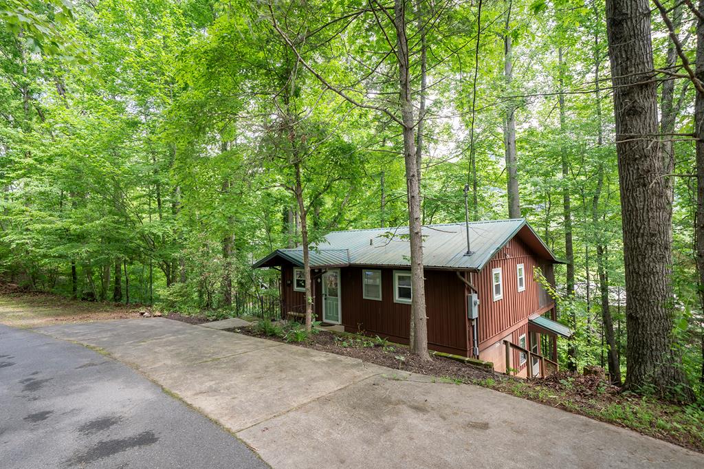 328 Forest Lakes Robbinsville NC 28771