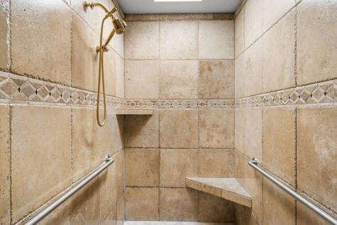 1370 Heathers Cove Circle Hiawassee GA 30546