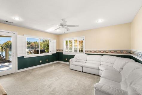 1370 Heathers Cove Circle Hiawassee GA 30546