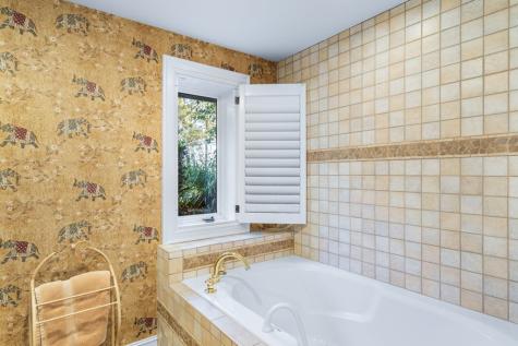 1370 Heathers Cove Circle Hiawassee GA 30546