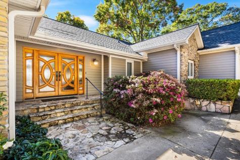 1370 Heathers Cove Circle Hiawassee GA 30546