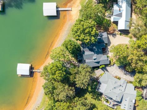 1370 Heathers Cove Circle Hiawassee GA 30546