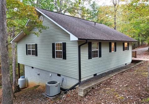 4742 Timberline Sunset Drive Young Harris GA 30582