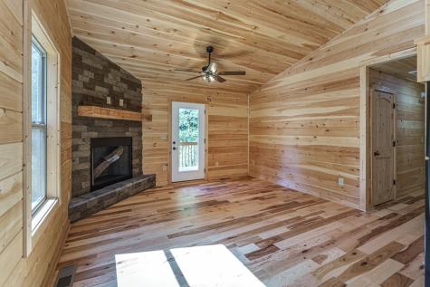 180 Hawthorne Lane Murphy NC 28906