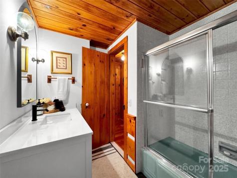 7810 Little Snowbird Road Robbinsville NC 28771