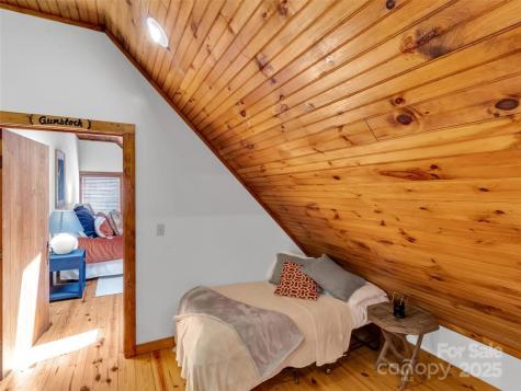 7810 Little Snowbird Road Robbinsville NC 28771