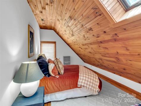 7810 Little Snowbird Road Robbinsville NC 28771