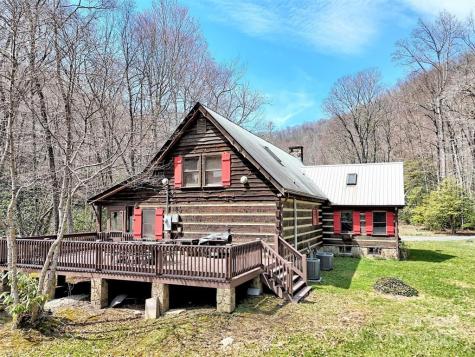 7810 Little Snowbird Road Robbinsville NC 28771