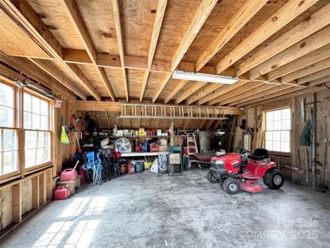 7810 Little Snowbird Road Robbinsville NC 28771