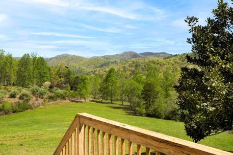 68 Countryside Lane Hayesville NC 28904