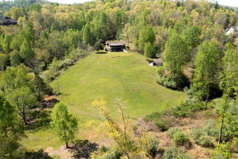 68 Countryside Lane Hayesville NC 28904