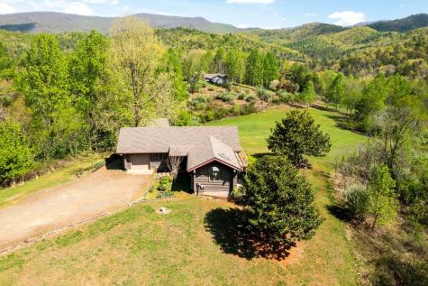 68 Countryside Lane Hayesville NC 28904