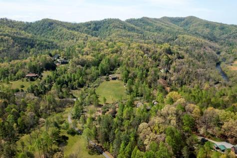 68 Countryside Lane Hayesville NC 28904