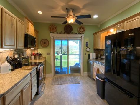 96 Connaheta Avenue Andrews NC 28901