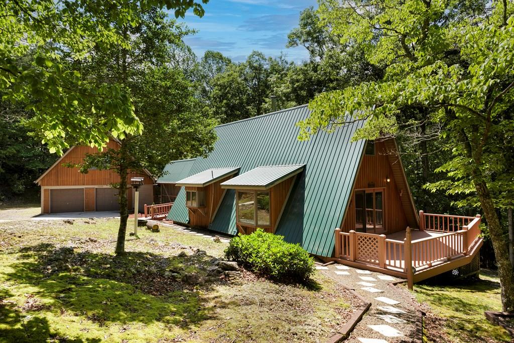 263 Wells Road Brasstown NC 28902