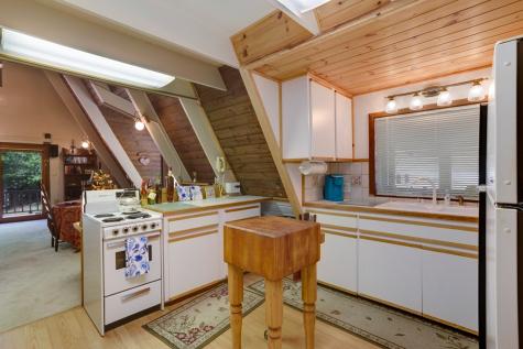 263 Wells Road Brasstown NC 28902