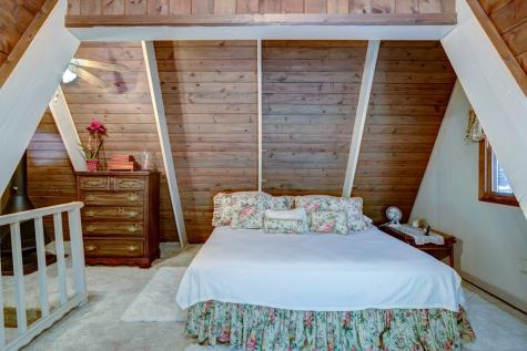 263 Wells Road Brasstown NC 28902