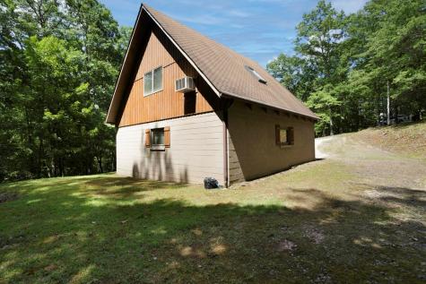 263 Wells Road Brasstown NC 28902