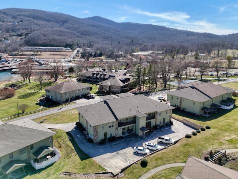 1649D Lakeview Drive Young Harris GA 30582