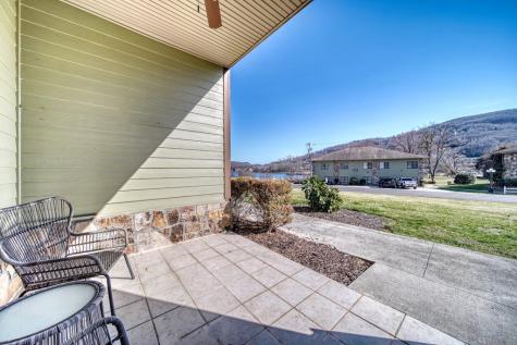 1649D Lakeview Drive Young Harris GA 30582