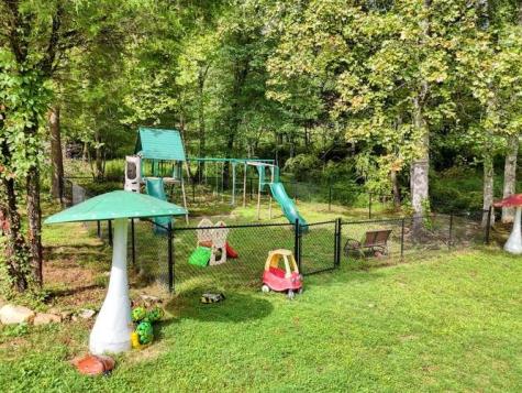 147 Sawyer Cove Road Hayesville NC 28904