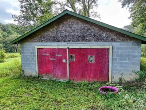 147 Sawyer Cove Road Hayesville NC 28904