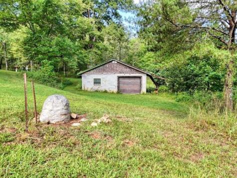 147 Sawyer Cove Road Hayesville NC 28904