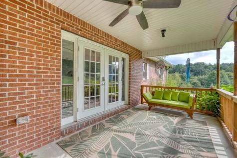 147 Sawyer Cove Road Hayesville NC 28904