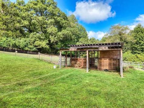 147 Sawyer Cove Road Hayesville NC 28904