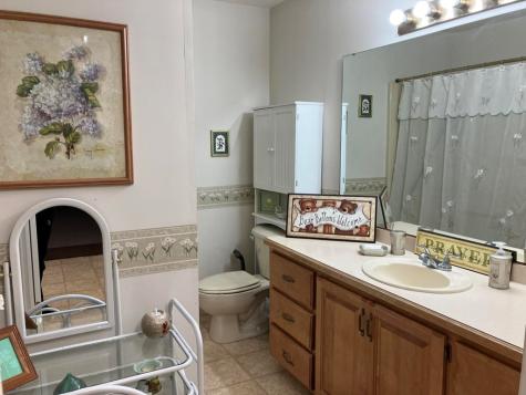 121 White Oak Drive Warne NC 28909