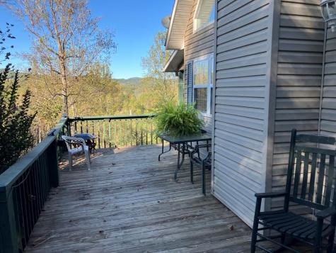 121 White Oak Drive Warne NC 28909