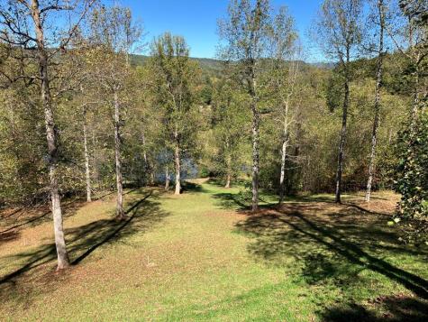 121 White Oak Drive Warne NC 28909