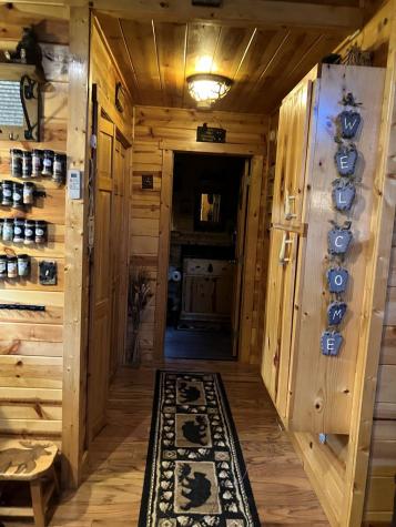 30 Zoe Hill Murphy NC 28906