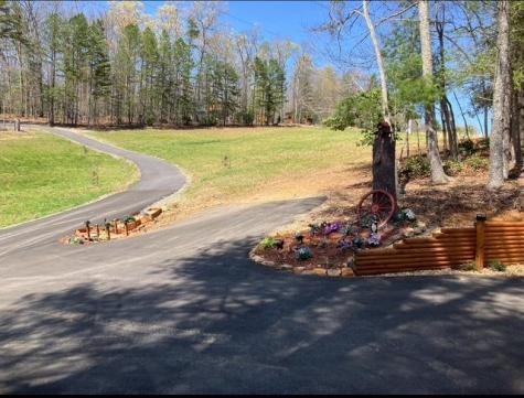 30 Zoe Hill Murphy NC 28906