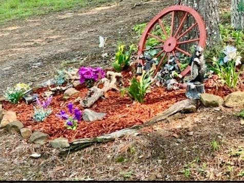 30 Zoe Hill Murphy NC 28906