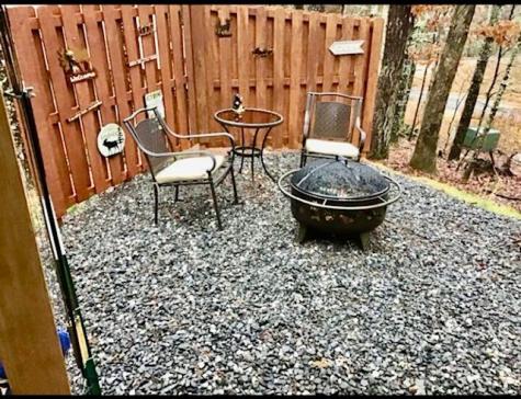 30 Zoe Hill Murphy NC 28906