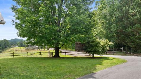 102 Cross Creek Lane Warne NC 28909