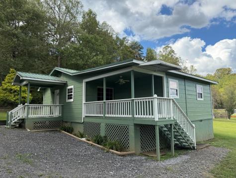 233 Messer Road Warne NC 28909