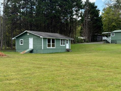 233 Messer Road Warne NC 28909